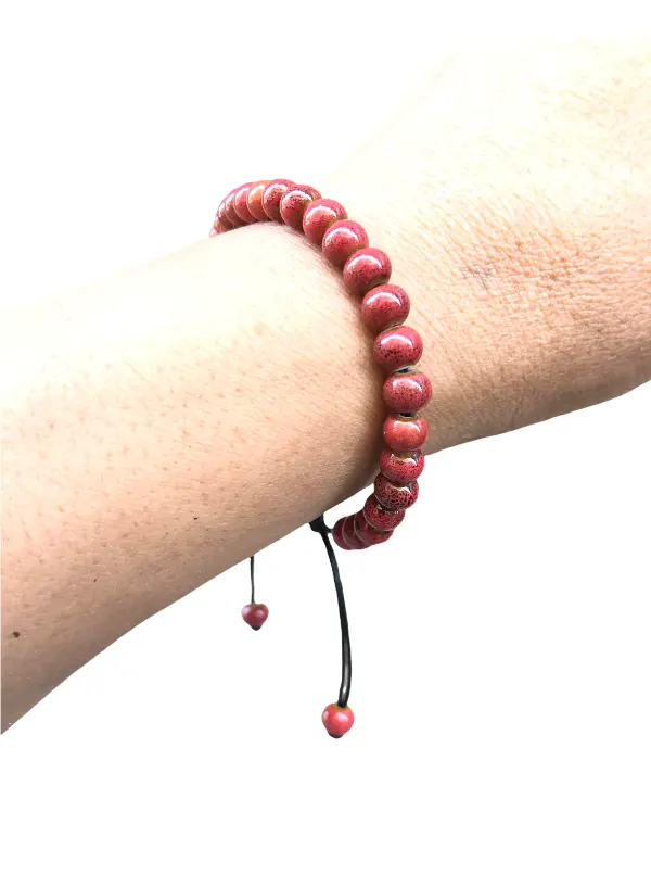 title-pulsera osaka con modelo-kupka store handmade products-productos artesanales hechos a mano-kupkastore.com-title